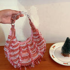 Mei – Handgefertigte Perlen-Handtasche im Wellen-Design