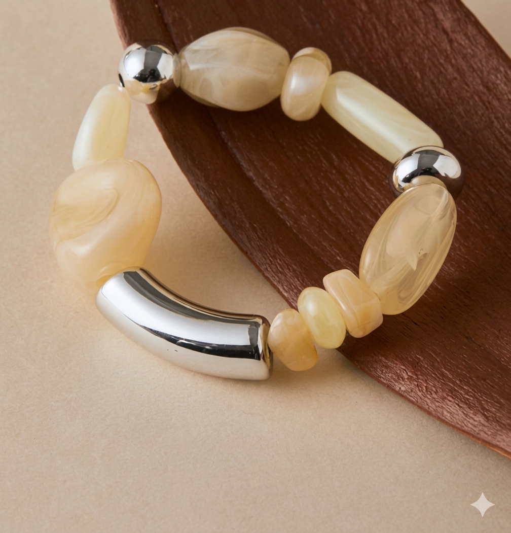 Luna – Markanter Acryl-Ring im Marmor-Look
